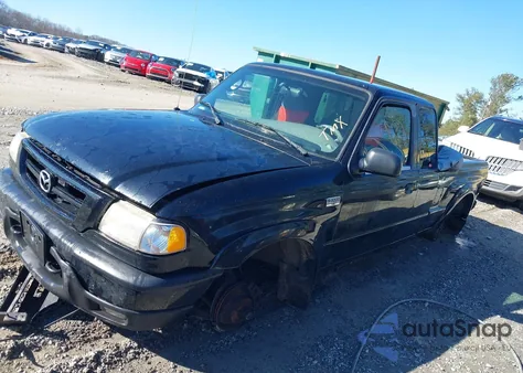 2001 Mazda B3000 Ds/Se z USA, uszkodzony, nr VIN 4F4YR16E11TM24571